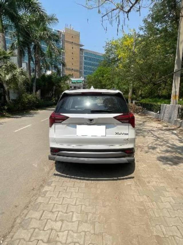 https://images10.gaadi.com/usedcar_image/4527408/original/processed_91ac3047-8ca9-43de-bc42-b3d69627252e.jpeg?imwidth=6401