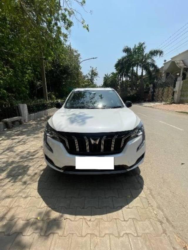 https://images10.gaadi.com/usedcar_image/4527408/original/processed_ac0ca6d0-002a-4fd9-b900-512814dbd825.jpeg?imwidth=6400