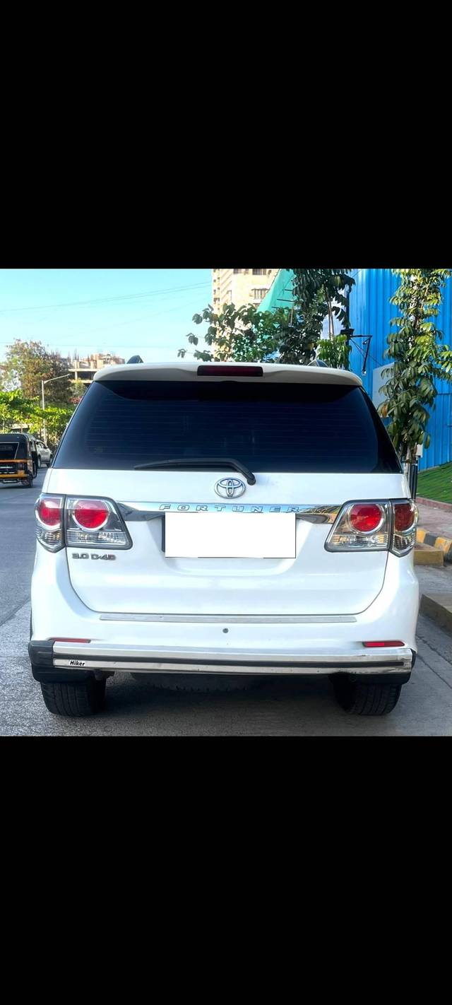 https://images10.gaadi.com/usedcar_image/4527416/original/processed_f08a64459383c964c5c86301aad31ca3.jpg?imwidth=6400