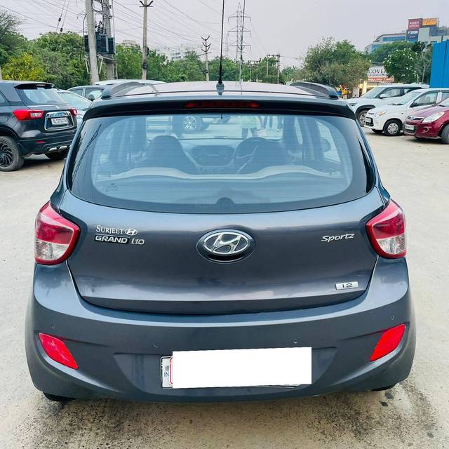 https://images10.gaadi.com/usedcar_image/4527425/original/processed_344ca19292ae5464c45e1308623124ce.jpg?imwidth=6401