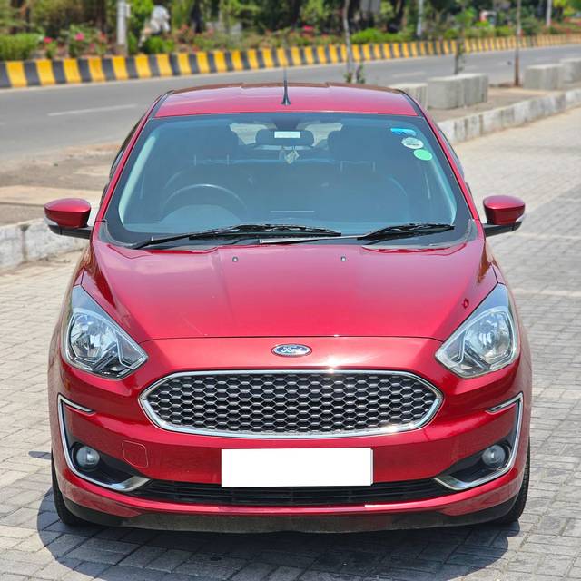 https://images10.gaadi.com/usedcar_image/4527450/original/processed_87259ff776b39f6b94c76b553a5c7743.jpg?imwidth=6402