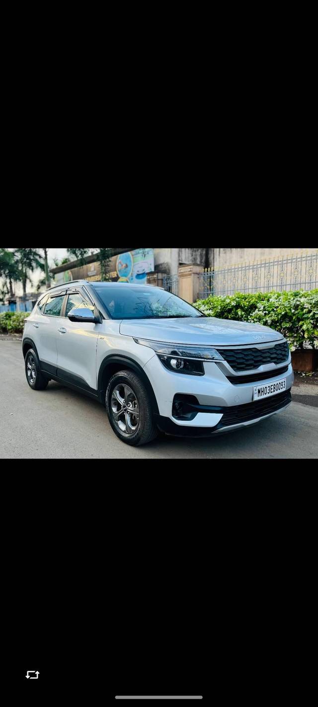 https://images10.gaadi.com/usedcar_image/4527453/original/processed_71d37ef2131f176edaf558f6b8384a95.jpg?imwidth=6402