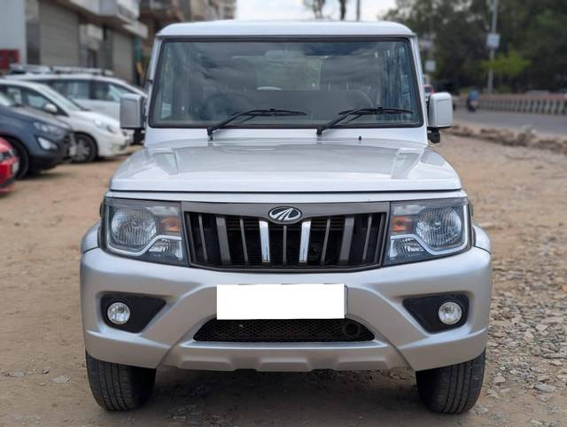 https://images10.gaadi.com/usedcar_image/4527461/original/processed_6fe88fbed8ebf6565d412c6cc79557c3.jpg?imwidth=6402