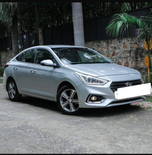 https://images10.gaadi.com/usedcar_image/4527509/original/processed_faed751cff80d7708a9448462c024fc0.jpg?imwidth=6400