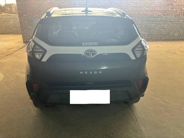 https://images10.gaadi.com/usedcar_image/4527512/original/processed_3ed361a9-6b31-43d5-aa52-af19cc774d7a.jpeg?imwidth=6401