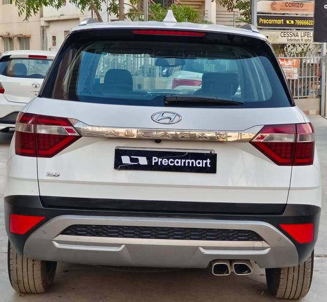 https://images10.gaadi.com/usedcar_image/4527516/original/processed_c7175c0898476fb2fd2f089e26e451cc.jpeg?imwidth=6402