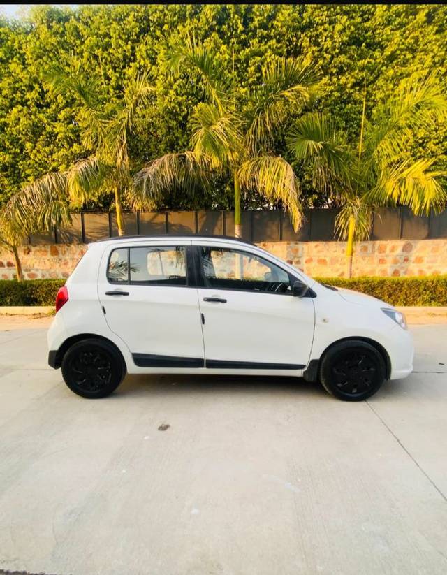 https://images10.gaadi.com/usedcar_image/4527517/original/a9657f5ffdfec4e05fc63b542acd3e24.jpg?imwidth=6401