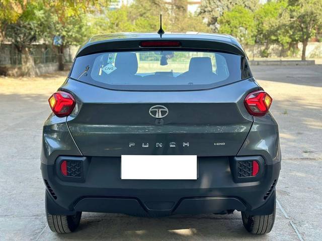 https://images10.gaadi.com/usedcar_image/4527523/original/processed_b8834197322c99a61baa97195b476661.jpg?imwidth=6402