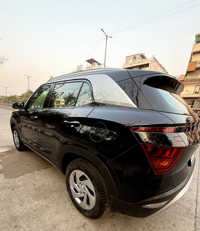 https://images10.gaadi.com/usedcar_image/4527528/original/292d3804e49339657b5cbbf3b4ac2fa6.jpg?imwidth=6402
