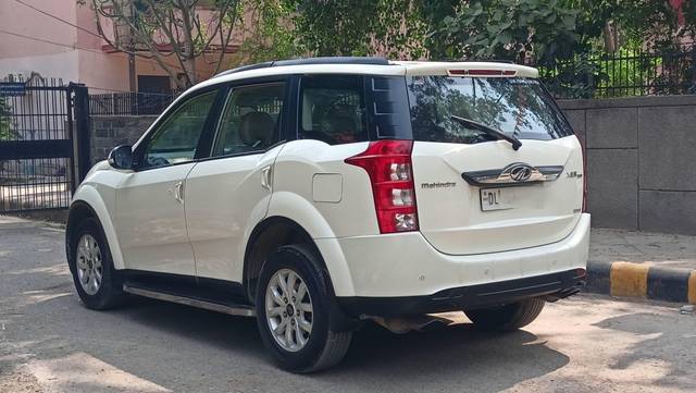 https://images10.gaadi.com/usedcar_image/4527547/original/processed_170ea83544c7b29f9d048bd272c8febc.jpg?imwidth=6402