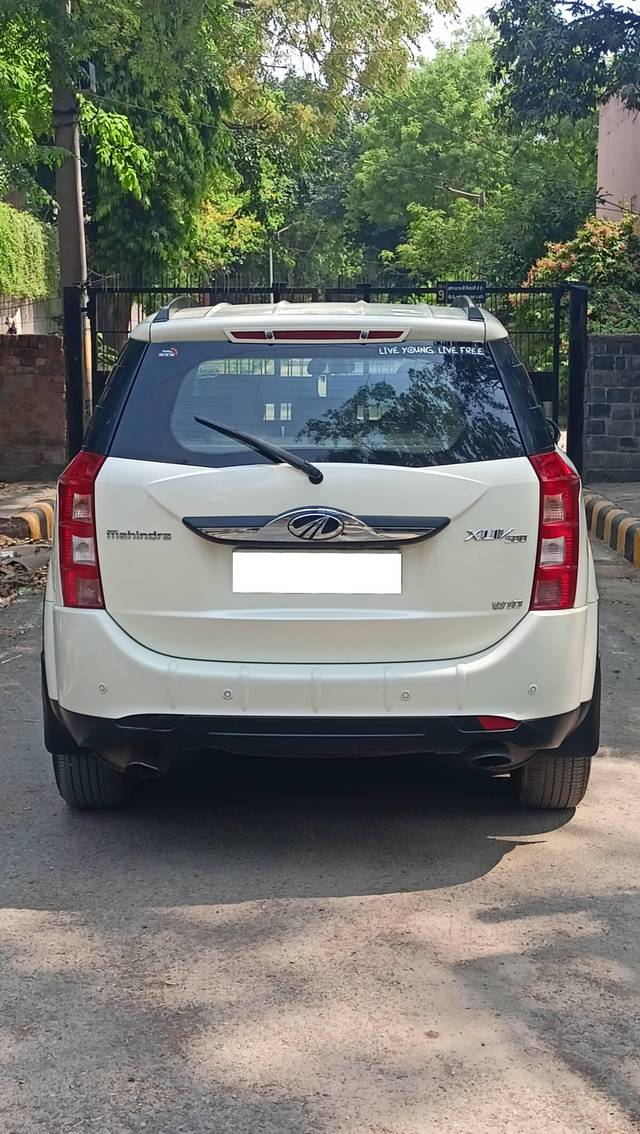 https://images10.gaadi.com/usedcar_image/4527547/original/processed_a21cd3dddfcfd5476205d8ad6034baf7.jpg?imwidth=6401