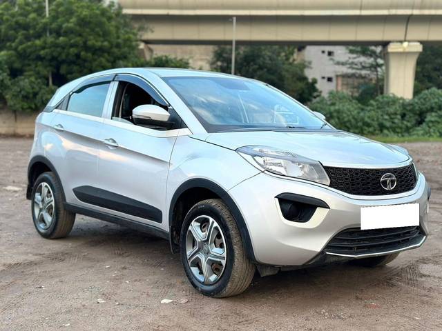 https://images10.gaadi.com/usedcar_image/4527549/original/processed_8bc9cad66aafe04ded6a64d9281f2868.jpg?imwidth=6400