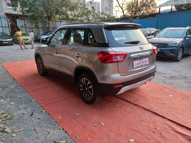 https://images10.gaadi.com/usedcar_image/4527553/original/processed_41cb7b89277cc6118c0f51522b45da98.jpeg?imwidth=6402