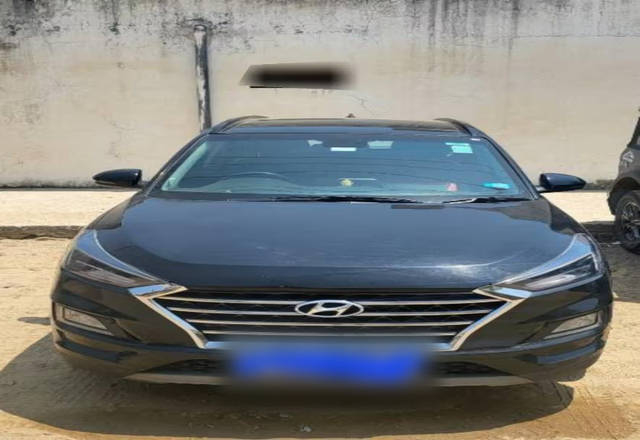 https://images10.gaadi.com/usedcar_image/4527559/original/2f60b0fb-cc82-48b7-a756-1eb61b554551.?imwidth=6400