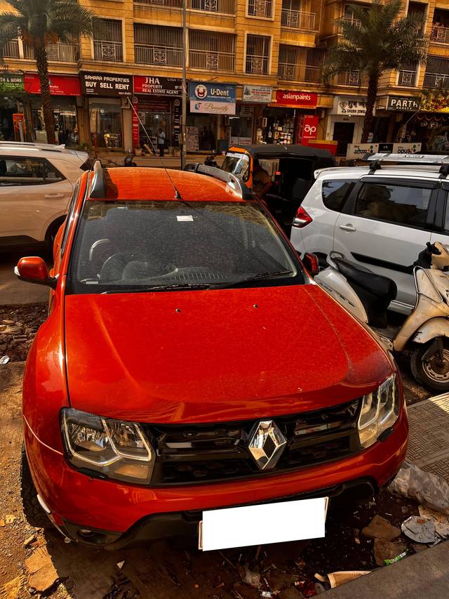 https://images10.gaadi.com/usedcar_image/4527572/original/processed_32c54846-4dd8-4a35-9d82-9465d8f847f0.jpeg?imwidth=6401