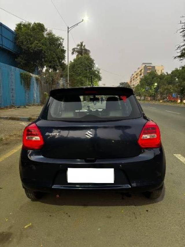 https://images10.gaadi.com/usedcar_image/4527574/original/processed_e6f7a3b2-110e-4057-8e88-8b54fe06bf3f.jpeg?imwidth=6401