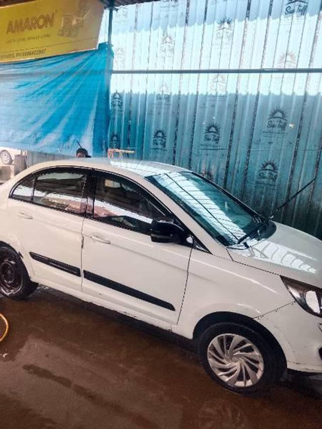https://images10.gaadi.com/usedcar_image/4527619/original/processed_10dde0eb-0643-4899-b4e6-c1eba878d303.jpg?imwidth=6400