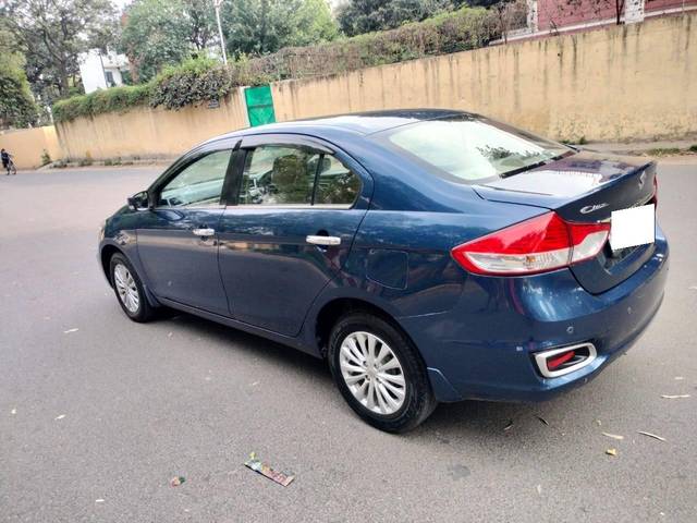 https://images10.gaadi.com/usedcar_image/4527625/original/processed_7b3026db57686cb2899cfd399a675dda.jpg?imwidth=6402