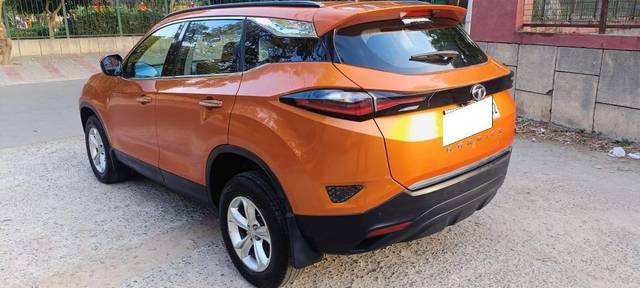 https://images10.gaadi.com/usedcar_image/4527630/original/processed_6bf0b476d69a7fb73ca056c093daf85d.jpg?imwidth=6402