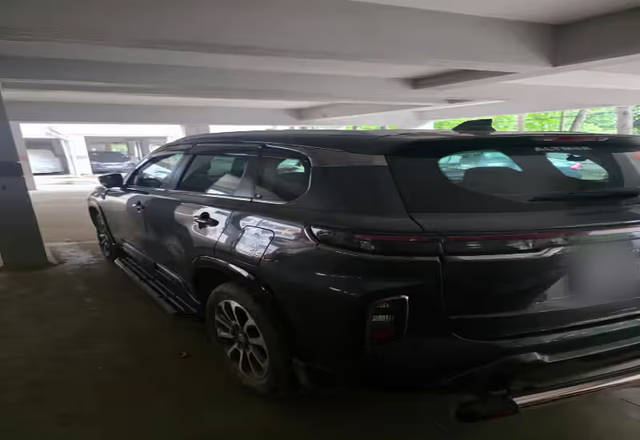 https://images10.gaadi.com/usedcar_image/4527676/original/81de24c4-e891-45d6-98a2-6aff215b2642.?imwidth=6401