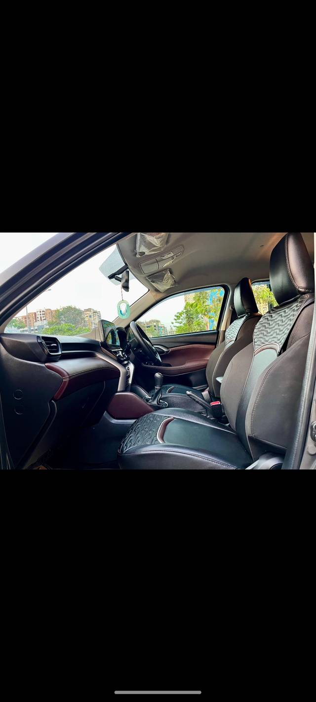 https://images10.gaadi.com/usedcar_image/4527697/original/86c4bd736b0add35ea925fb1e751a414.jpg?imwidth=6401