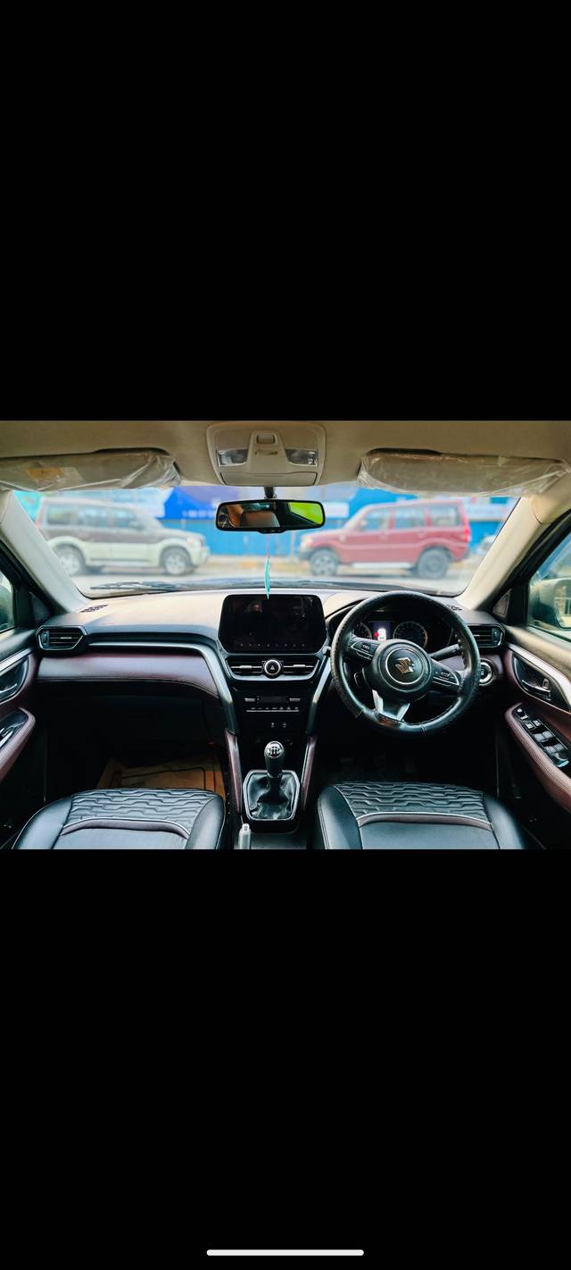 https://images10.gaadi.com/usedcar_image/4527697/original/985624ba863293151032f1ce83f113a8.jpg?imwidth=6402