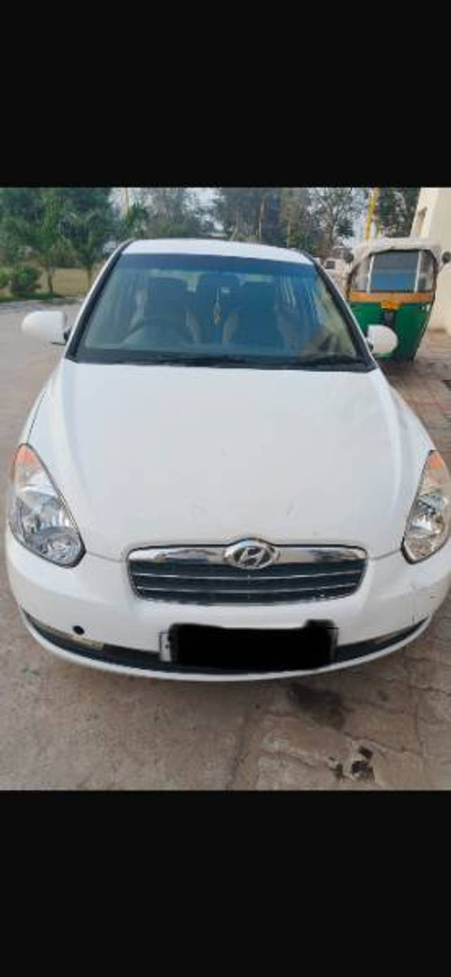 https://images10.gaadi.com/usedcar_image/4527727/original/processed_c27089e7-60d4-40a4-bc11-a5fe0293a9ec.png?imwidth=6400