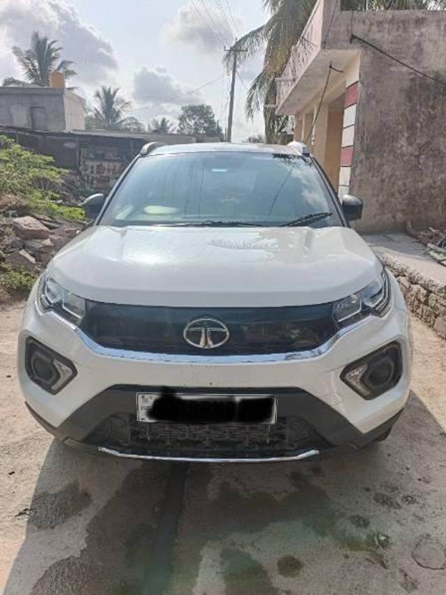 https://images10.gaadi.com/usedcar_image/4527729/original/processed_3dfab330-613f-45e0-8a73-7dd1c0a5d54d.jpg?imwidth=6401