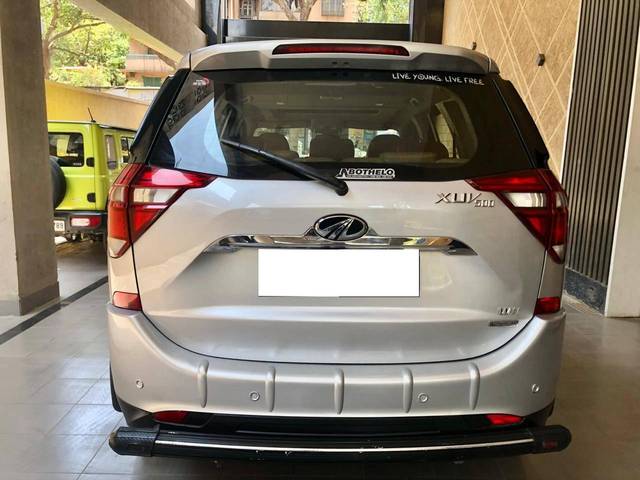 https://images10.gaadi.com/usedcar_image/4527733/original/processed_42c432eb5d00a1c852e90fc908451fb1.jpg?imwidth=6401