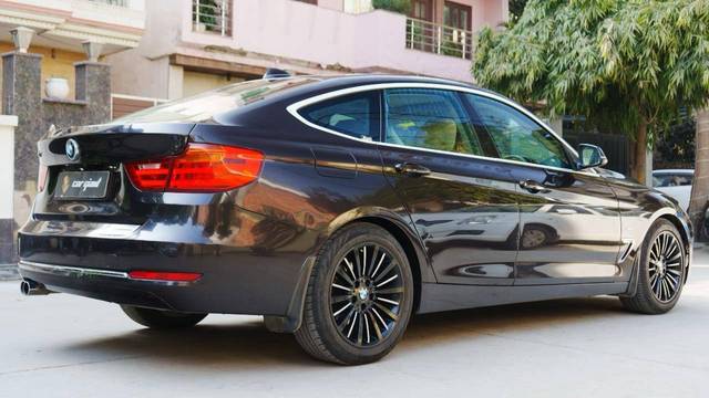 https://images10.gaadi.com/usedcar_image/4527754/original/processed_1c56bdf919dfbb30c6604fc7934975cf.jpg?imwidth=6402