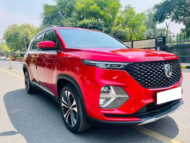 https://images10.gaadi.com/usedcar_image/4527765/original/processed_994b4d0b706111bd9dd8774fff6ba080.jpg?imwidth=6400