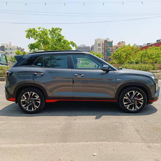 https://images10.gaadi.com/usedcar_image/4527770/original/processed_460894d2c9677a283c1d772dbced72ea.jpg?imwidth=6401