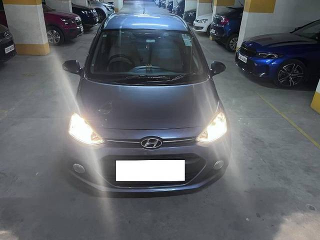 https://images10.gaadi.com/usedcar_image/4527799/original/processed_3c086dac-ed4a-4301-8d6f-6c18a3eb62a9.jpeg?imwidth=6400