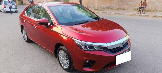 https://images10.gaadi.com/usedcar_image/4527828/original/processed_8d5243455abef87bffef01464adf4bec.jpg?imwidth=6400