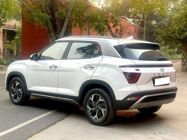 https://images10.gaadi.com/usedcar_image/4527837/original/processed_ecd89ae05f02835c5af8a54126e22fe4.jpg?imwidth=6402