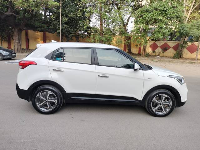 https://images10.gaadi.com/usedcar_image/4527848/original/91940c98c30349cb71ed53c2a948ed83.jpg?imwidth=6401