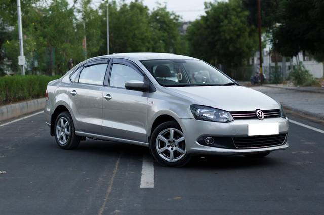 https://images10.gaadi.com/usedcar_image/4527855/original/processed_19e13899fdcb505581d1398bd8836cc9.jpg?imwidth=6400