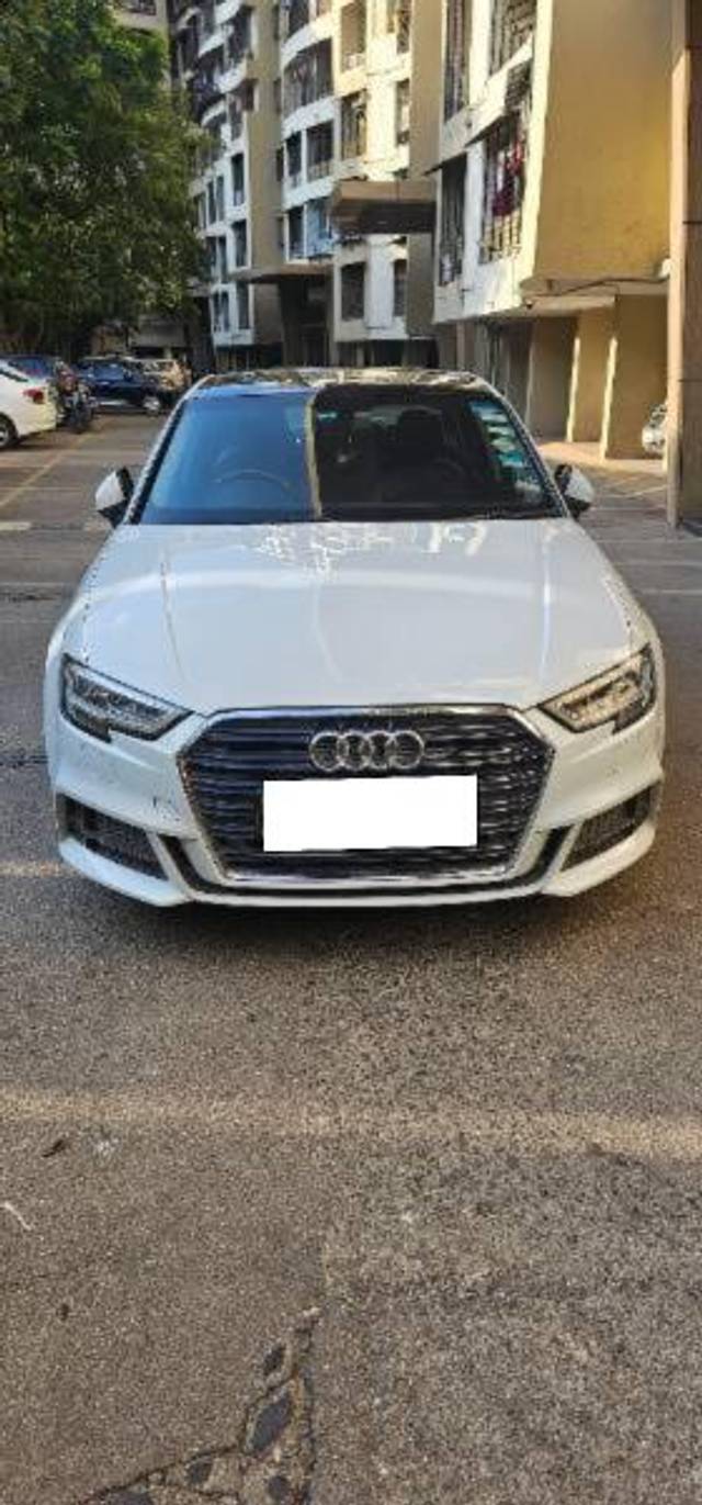https://images10.gaadi.com/usedcar_image/4527864/original/processed_ae4ea883-e247-417e-8ad3-3574453af0da.jpg?imwidth=6401