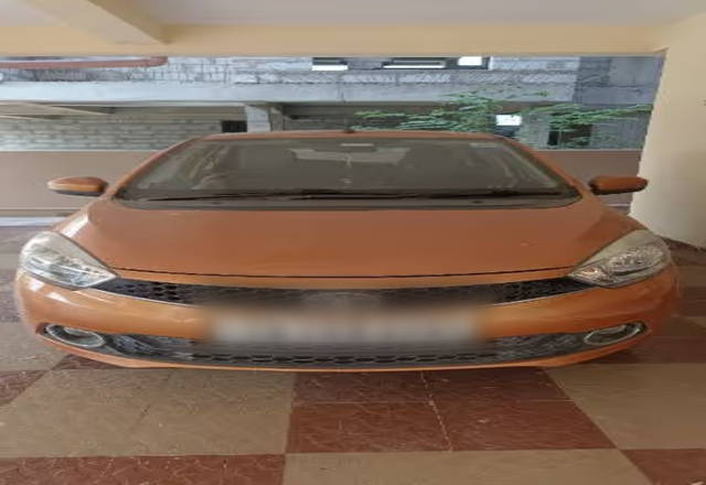 https://images10.gaadi.com/usedcar_image/4527876/original/9e8968b3-d4c5-4d65-a5dc-51318c5c64a0.?imwidth=6400