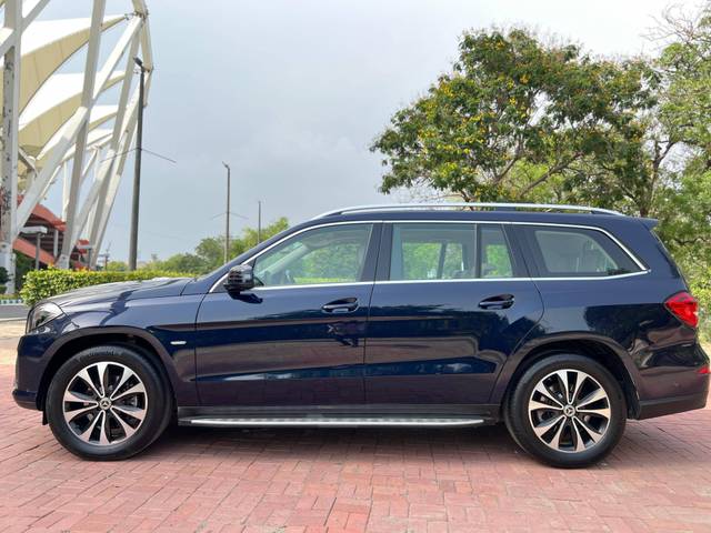 https://images10.gaadi.com/usedcar_image/4527910/original/processed_4b1aec03afbaab30fde50f05b083b7d7.jpg?imwidth=6402