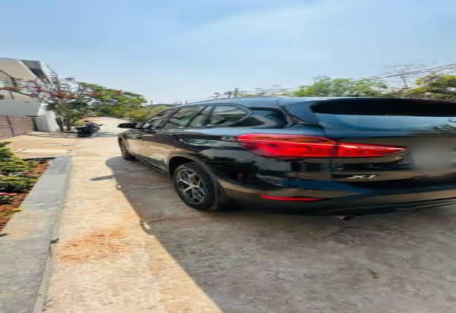 https://images10.gaadi.com/usedcar_image/4527914/original/7a3fc6a6-9386-4ca5-93cc-1486cc7ffe61.?imwidth=6401