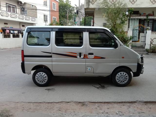 https://images10.gaadi.com/usedcar_image/4527926/original/dcd2b138f6e13434a2592214440ed83e.jpg?imwidth=6401