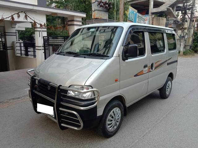 https://images10.gaadi.com/usedcar_image/4527926/original/processed_43e8d03fe6bc0458f964639e6387ce4f.jpg?imwidth=6400