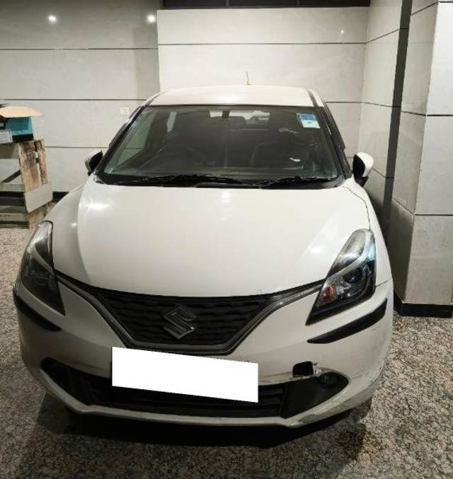 https://images10.gaadi.com/usedcar_image/4527931/original/processed_30066bec-9962-4d49-82c8-8962698bd9c8.jpg?imwidth=6400