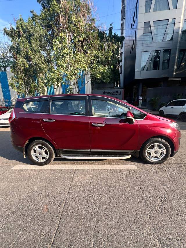 https://images10.gaadi.com/usedcar_image/4527936/original/processed_3e5fa7590e9f6acf8d08292411e93025.jpg?imwidth=6401