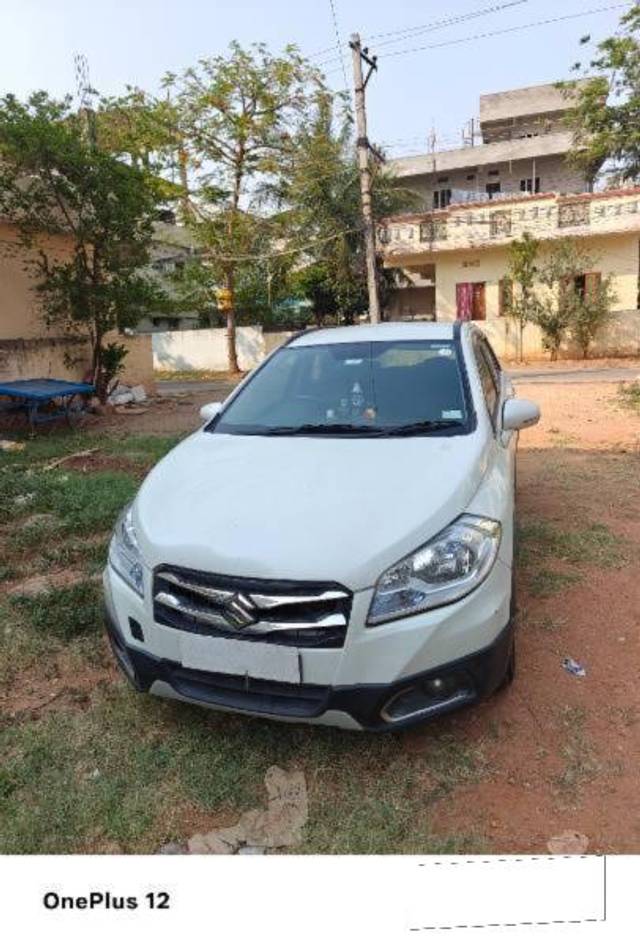 https://images10.gaadi.com/usedcar_image/4527944/original/processed_a074a8b0-4f72-43bc-8f92-2ef0e40abf5b.jpg?imwidth=6402