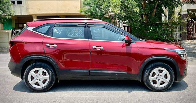 https://images10.gaadi.com/usedcar_image/4528004/original/processed_2d49110fd4b7f269154ea694148ae575.jpg?imwidth=6401