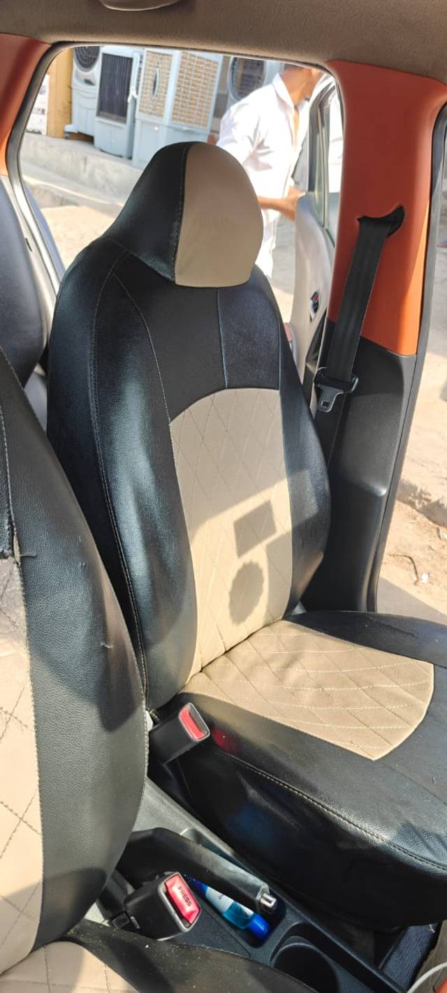 https://images10.gaadi.com/usedcar_image/4528023/original/6d88e48a-7023-48b7-a068-a497487d48d9.jpg?imwidth=6401