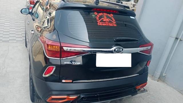 https://images10.gaadi.com/usedcar_image/4528051/original/processed_e53b34ab-2f10-45dc-9d18-d7e3d5816a88.jpg?imwidth=6401