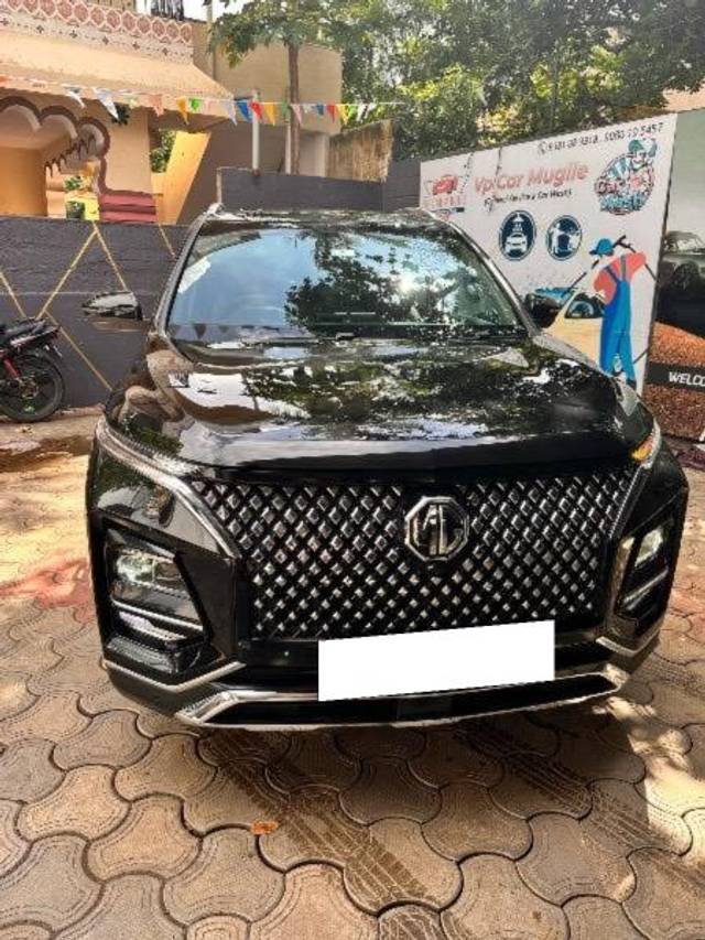 https://images10.gaadi.com/usedcar_image/4528053/original/processed_11c54df0-87f5-4c39-91ba-59e77b1fe234.jpeg?imwidth=6400